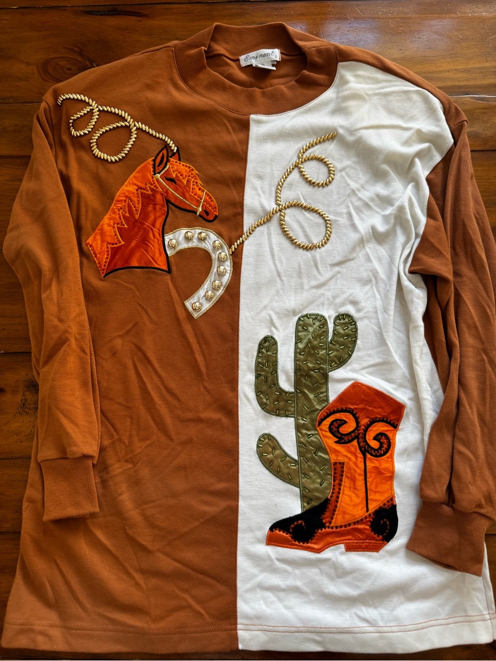 Womens Western Graphic Long Sleeve Top - brown & cream beaded silky